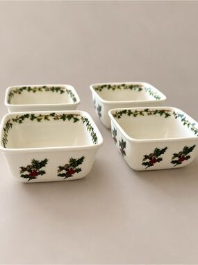 Portmeirion The Holly & Ivy 4” Square Mini Bowls Set of 4 Christmas